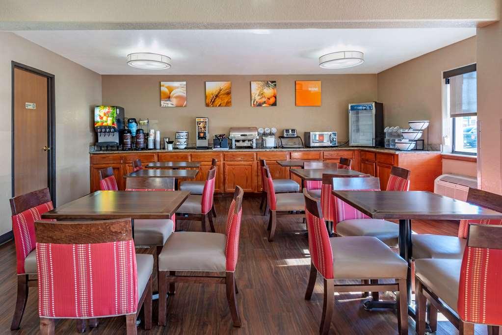 Comfort Denver Southeast Area 3*
